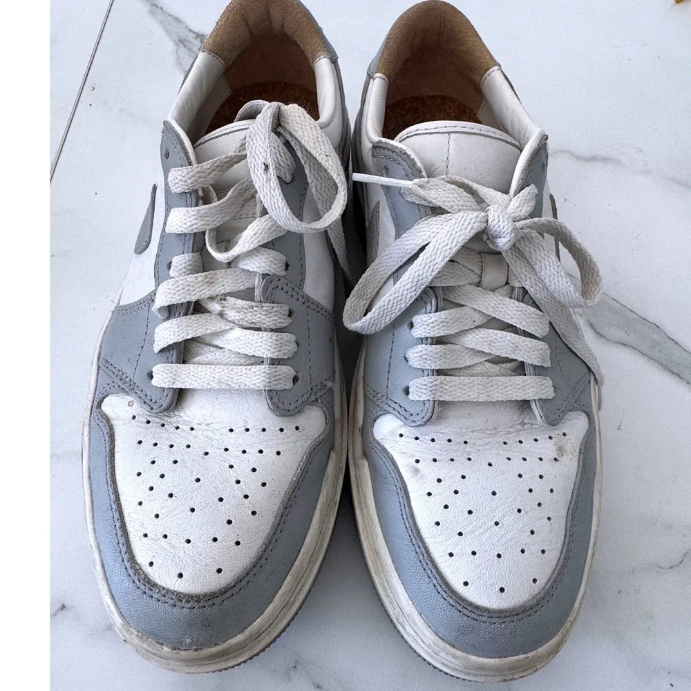 Nike Air Jordan 1‎ Elevate Low Wolf Grey White Sneakers Platform Women Size 8.5